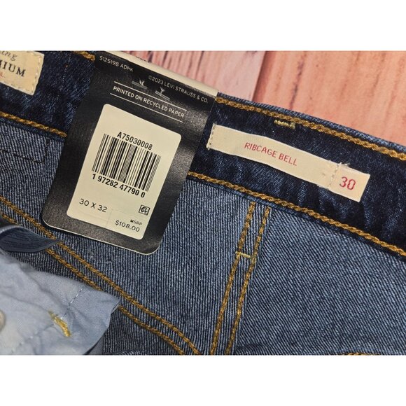 Levis Ribcage Bell High Rise Jeans 30X32 Blue Denim Slim Hip & Thigh NWT NEW - Picture 4 of 9